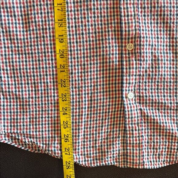 J. Crew Red and Blue Casual Seersucker Button Down Shirt size Medium - Picture 8 of 9
